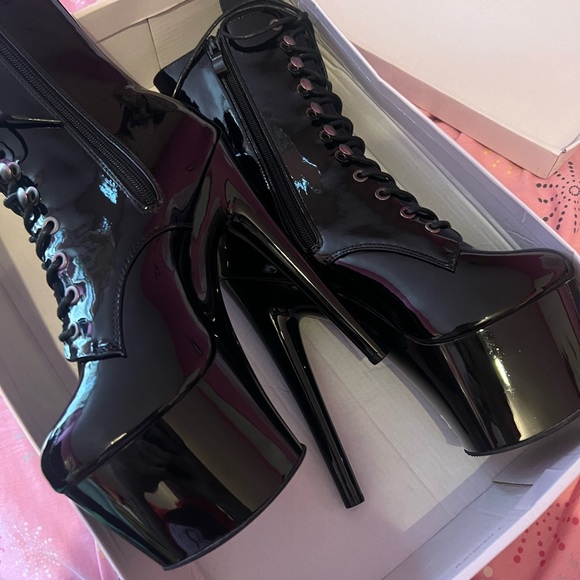 Brand new Pole Dancing Boots! - Picture 3 of 4